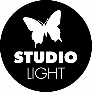 logo studio light